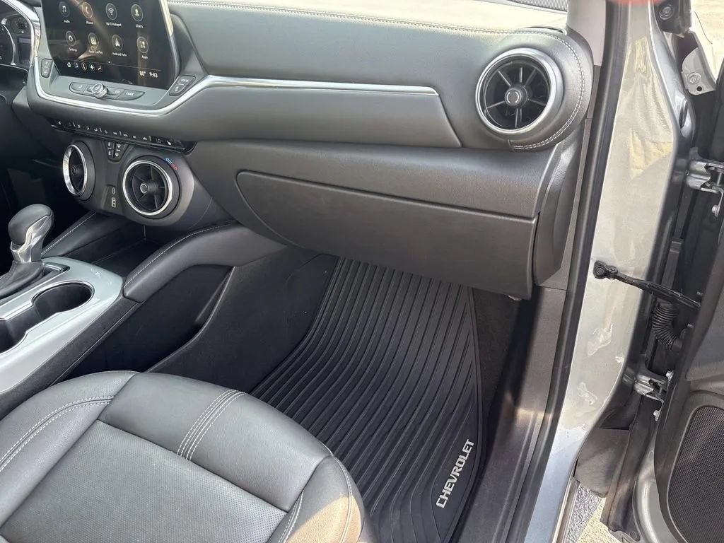 Used 2024 Chevrolet Blazer LT AWD/4WD image 28