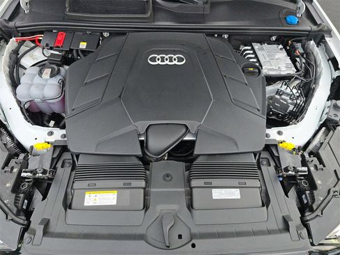 Used 2026 Audi Q7 3.0T Premium Plus w/ Premium Plus Package image 36
