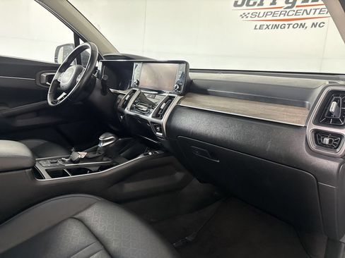 Used 2023 Kia Sorento X-Line EX AWD/4WD image 35