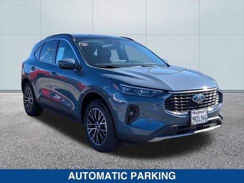 Certified 2024 Ford Escape PHEV w/ PHEV Premium Package image 7