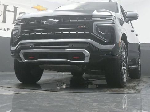 Used 2025 Chevrolet Tahoe Z71 w/ Z71 Off-Road Package AWD/4WD image 58