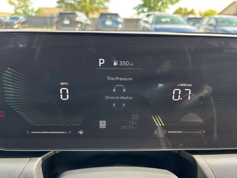 Used 2025 Kia K4 FWD image 40