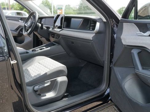 Certified 2025 Volkswagen Tiguan S AWD/4WD image 20