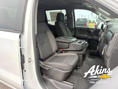 New 2026 Chevrolet Silverado 1500 Custom RWD image 18