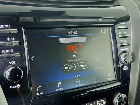 Used 2020 Nissan Murano SV image 19