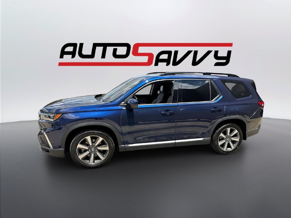 Used 2025 Honda Pilot Elite image 4