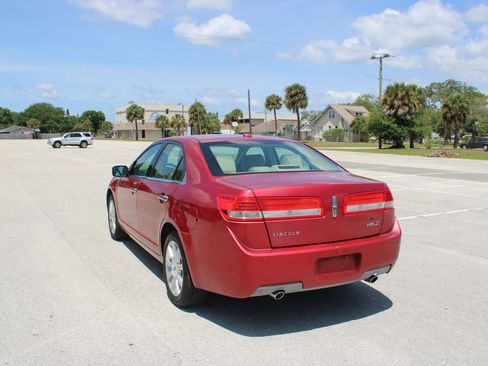 Used 2012 Lincoln MKZ FWD image 5