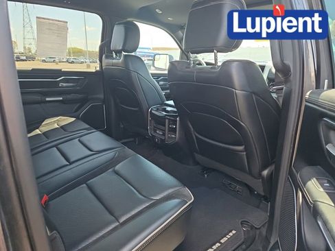 Used 2019 RAM 1500 Laramie w/ Sport Appearance Package AWD/4WD image 16