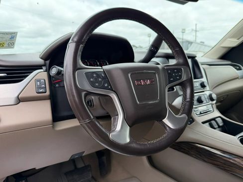 Used 2019 GMC Yukon XL SLT w/ Open Road Package image 10