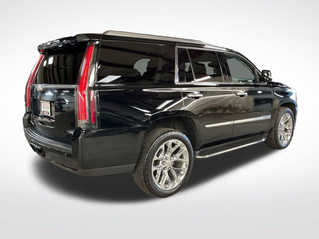 Used 2015 Cadillac Escalade Luxury AWD/4WD image 5