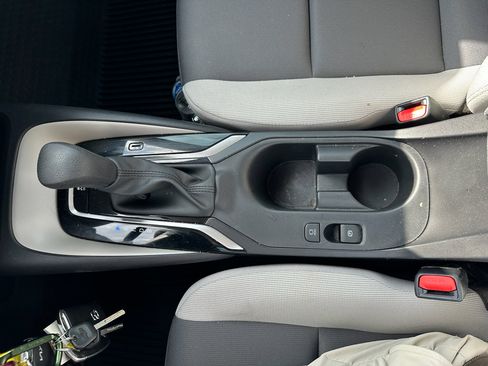 Used 2024 Toyota Corolla LE image 15