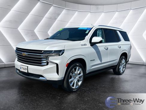 Certified 2024 Chevrolet Tahoe High Country w/ Premium Package 2 AWD/4WD image 1