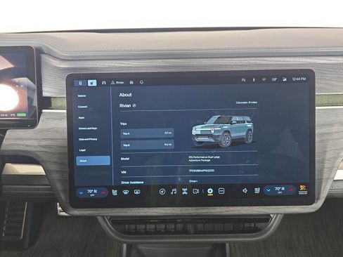 Used 2023 Rivian R1S Adventure image 29