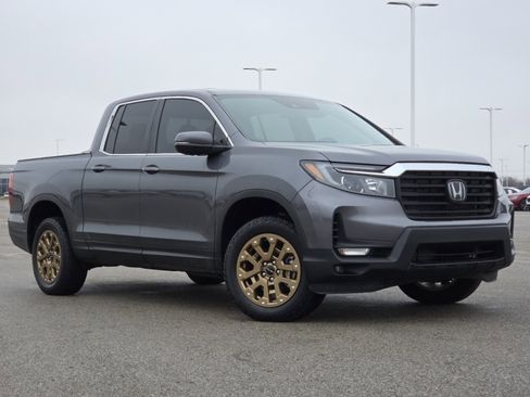 Used 2023 Honda Ridgeline RTL image 2