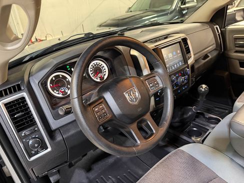 Used 2014 RAM 2500 SLT w/ Popular Equipment Group AWD/4WD image 31