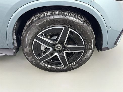 New 2025 Mercedes-Benz GLC 300 4MATIC image 34