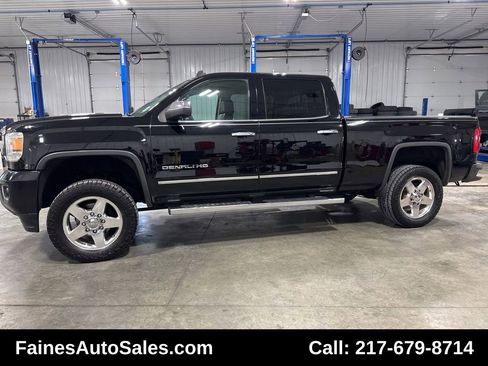 Used 2015 GMC Sierra 2500 Denali w/ Duramax Plus Package image 7