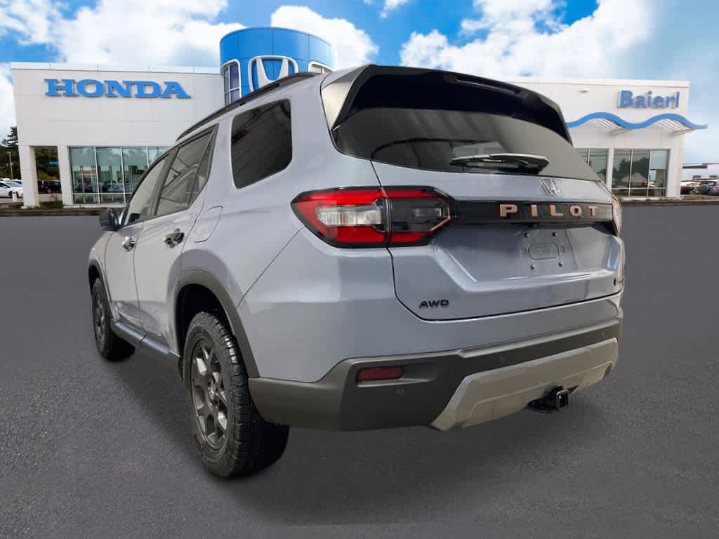 New 2026 Honda Pilot TrailSport image 3