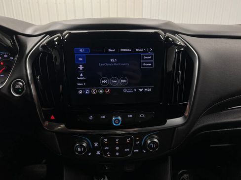 Certified 2023 Chevrolet Traverse LT w/ Rear Camera Mirror Package AWD/4WD image 7
