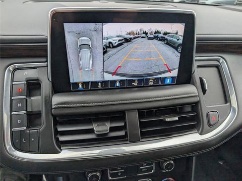 Used 2021 Chevrolet Tahoe Z71 w/ Luxury Package image 31