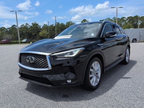 Used 2019 INFINITI QX50 Essential w/ Premium Heat Package FWD image 9