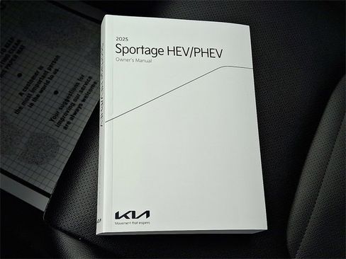 Certified 2025 Kia Sportage SX Prestige image 26