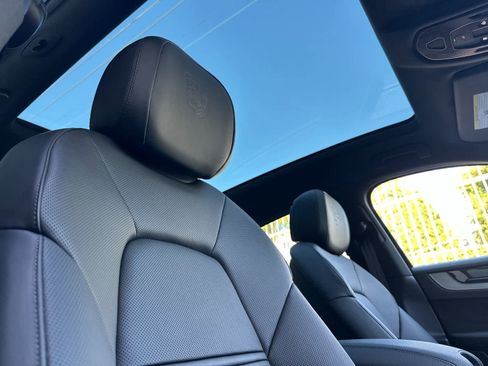 New 2026 Porsche Cayenne image 18