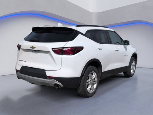Used 2021 Chevrolet Blazer LT AWD/4WD image 3