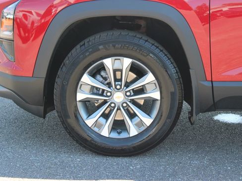 Used 2026 Chevrolet Equinox LT w/ LPO, Floor Liner Package AWD/4WD image 19
