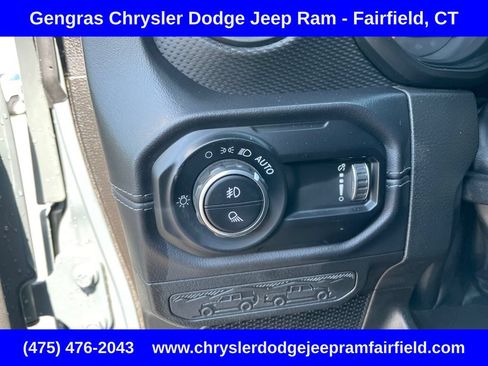 Certified 2025 Jeep Gladiator Mojave w/ Safety Group AWD/4WD image 42
