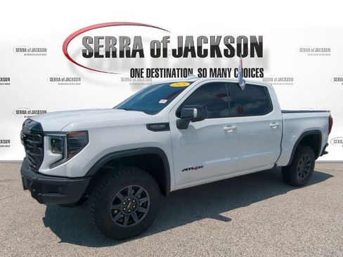 Used 2025 GMC Sierra 1500 AT4X AWD/4WD image 5
