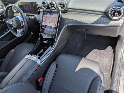 Used 2025 Mercedes-Benz C 300 Sedan image 22