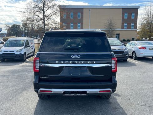 Used 2024 Ford Expedition Limited image 7
