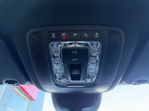 Used 2021 Mercedes-Benz GLE 450 4MATIC image 27