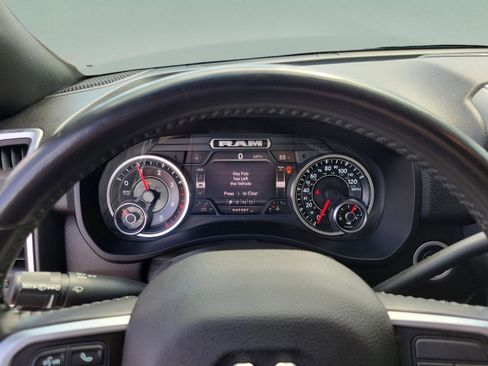 Used 2020 RAM 3500 Big Horn w/ Level 2 Equipment Group image 16