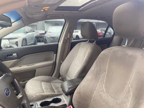 Used 2010 Ford Fusion SE image 10