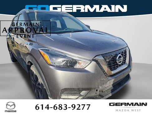 Used 2019 Nissan Kicks SR w/ SR Premium Package image 1