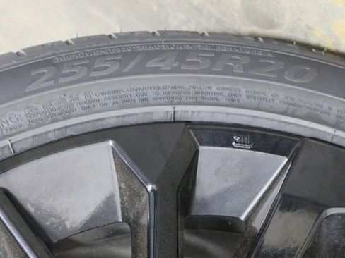 Used 2024 Mitsubishi Outlander SE Black Edition image 38