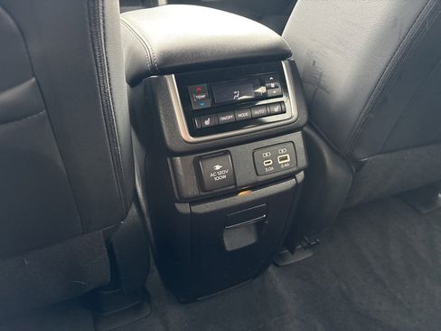 Certified 2023 Subaru Ascent Touring image 26