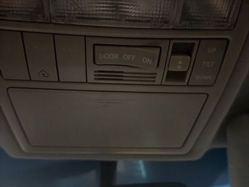 Used 2007 Toyota Camry XLE image 23