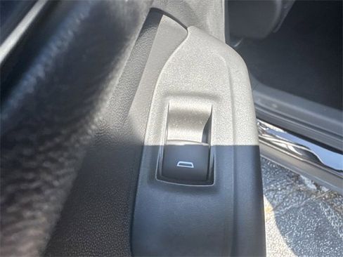 Used 2022 Chevrolet TrailBlazer RS w/ Convenience Package image 26