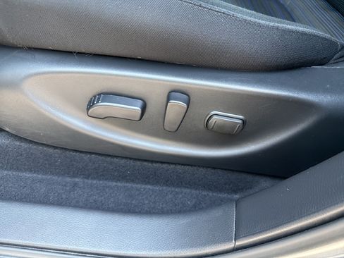Certified 2024 Nissan Leaf SV Plus FWD image 20