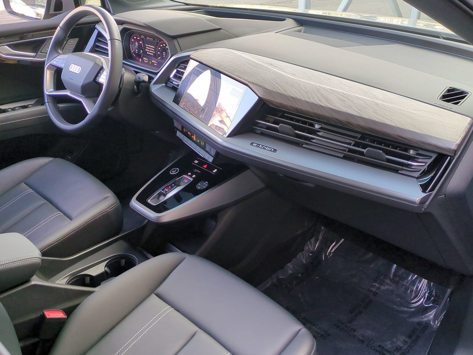 Used 2023 Audi Q4 e-tron Prestige AWD/4WD image 21