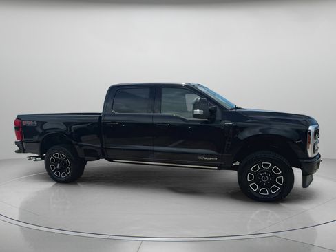 New 2025 Ford F250 Platinum image 38