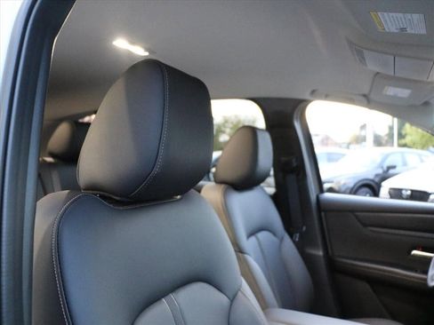 Certified 2025 MAZDA CX-90 3.3 Turbo w/ Select Package image 7