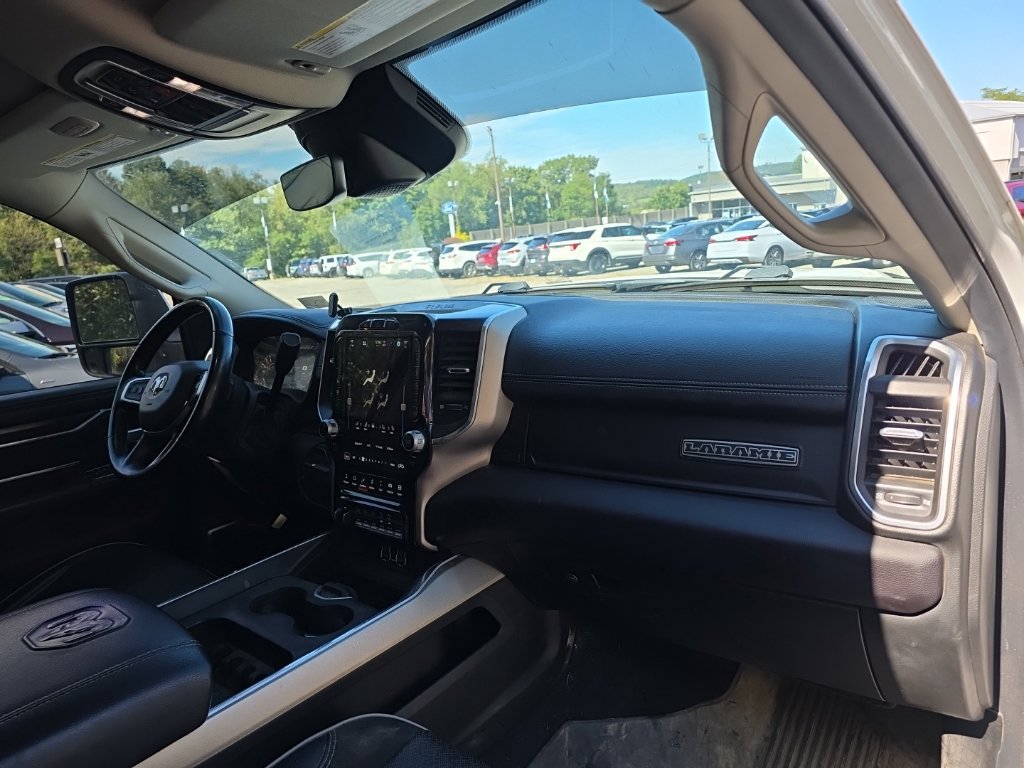 Used 2023 RAM 3500 Laramie AWD/4WD image 23
