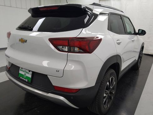 Used 2021 Chevrolet TrailBlazer LT w/ Convenience Package image 9