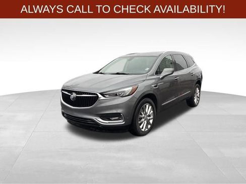 Used 2019 Buick Enclave Essence image 3