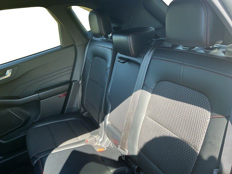 Used 2024 Ford Escape ST-Line w/ Tech Pack #1 FWD image 13