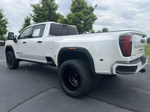 Used 2025 GMC Sierra 3500 Denali w/ Denali Reserve Package AWD/4WD image 7